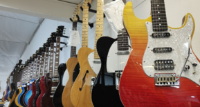 Guitarshop Barcelona y TPV Online – Una Sinfonía de Eficiencia